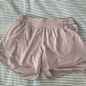 Lululemon Athletica Lavender Athletic Shorts Lightweight Relaxed Fit